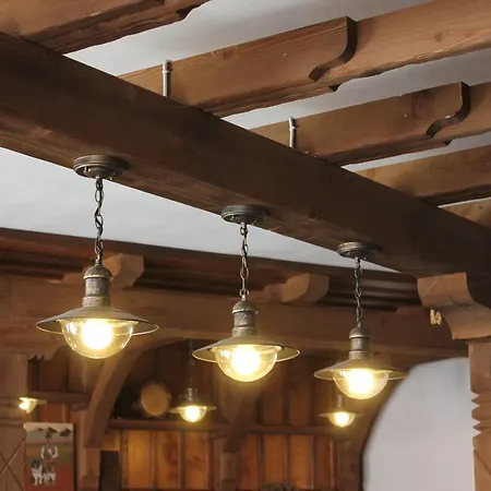 Gasthuis кондеви къщи *