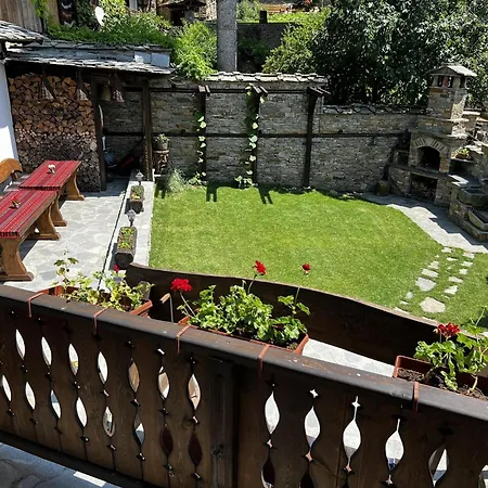 кондеви къщи *