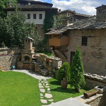 Gasthuis кондеви къщи