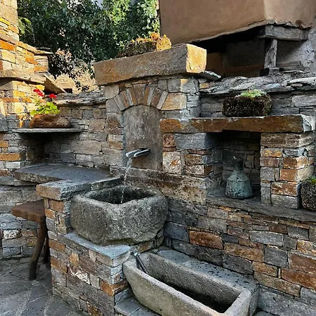 кондеви къщи *