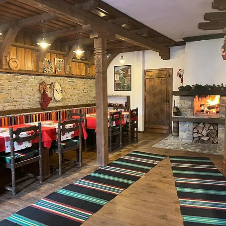 кондеви къщи Maison d'hôtes Kovačevica