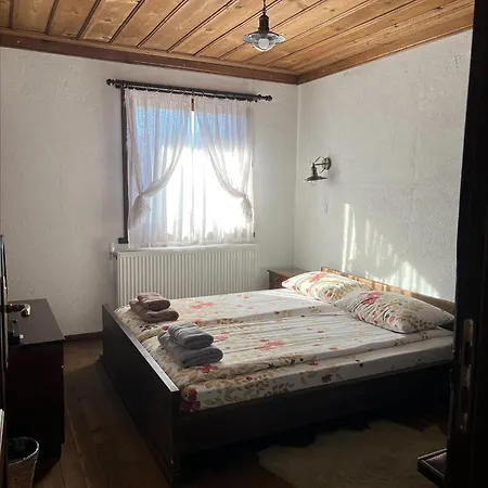 кондеви къщи Maison d'hôtes Kovačevica