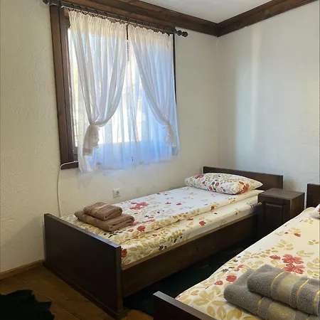 Maison d'hôtes кондеви къщи