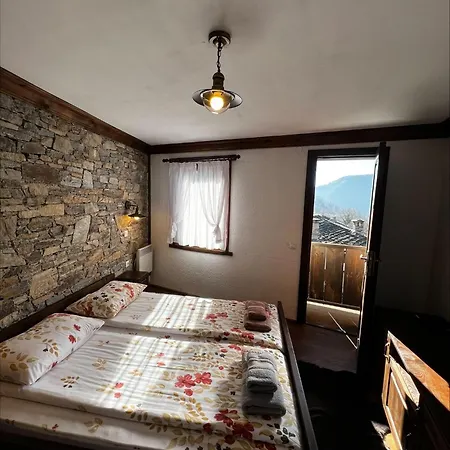Maison d'hôtes кондеви къщи *