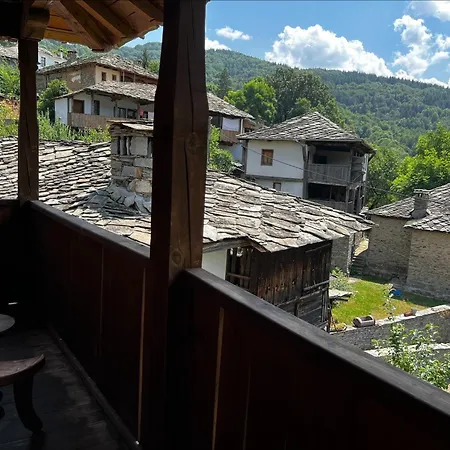 Maison d'hôtes кондеви къщи