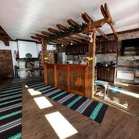 кондеви къщи