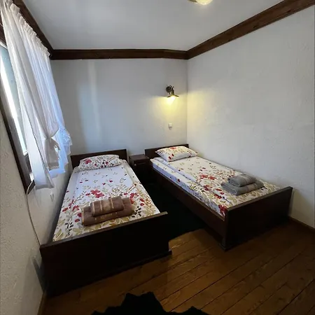 кондеви къщи