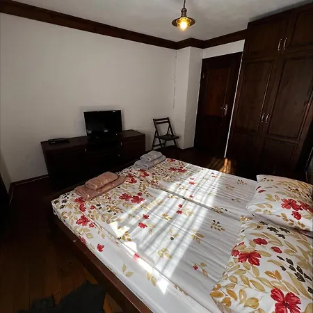 Gasthuis кондеви къщи