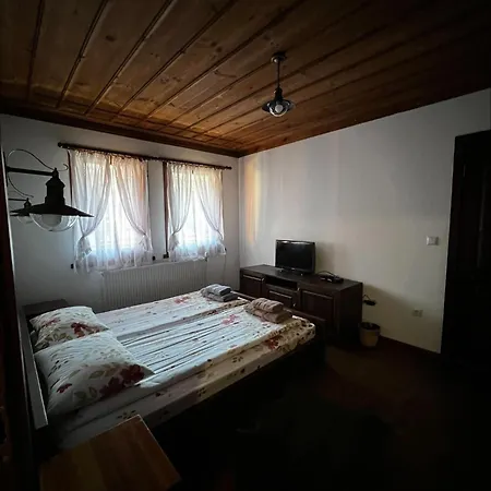 Gasthuis кондеви къщи *