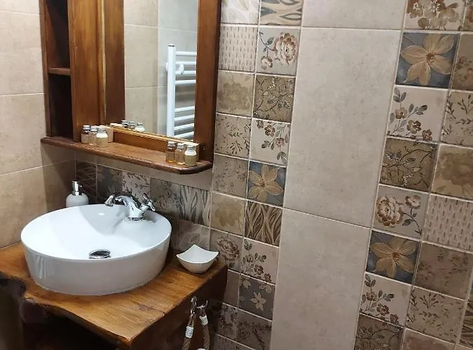 кондеви къщи Къща за гости *