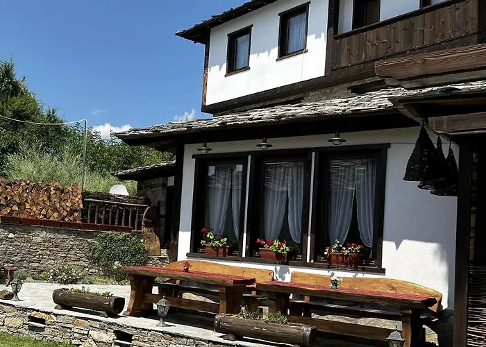 кондеви къщи Къща за гости *