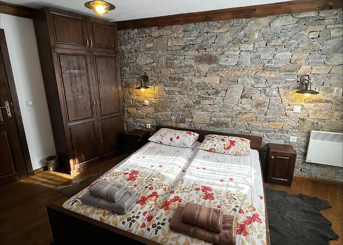 кондеви къщи Къща за гости