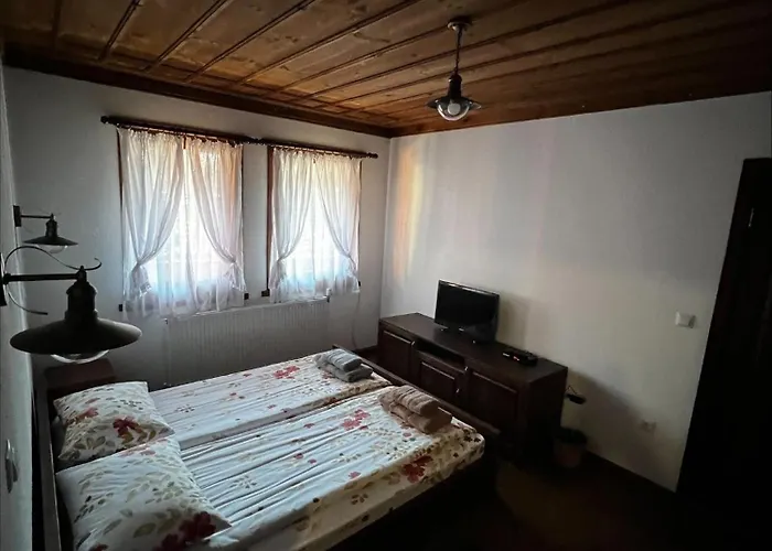 кондеви къщи Къща за гости