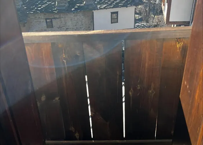 кондеви къщи Ковачевица